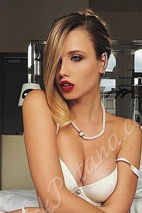 Даша, метро Тульская