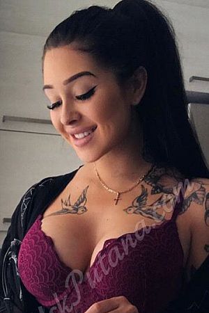 Люба, метро Комсомольская