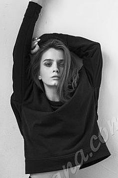 Юлия, метро Римская