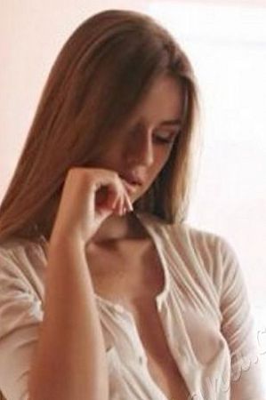 Людмила, метро Ботанический сад