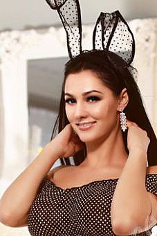 Яна, метро Библиотека имени Ленина