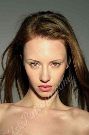 Карина, метро Пионерская