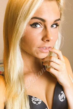 Ирина, метро Кузнецкий мост