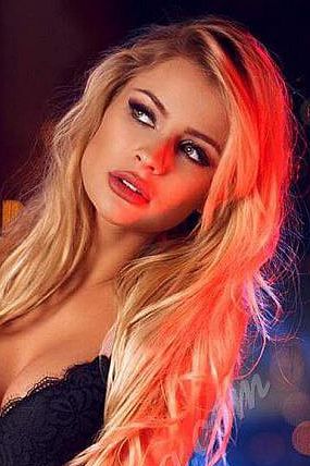 Амелия, метро Щёлковская