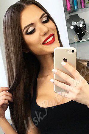 Вера, метро Андроновка