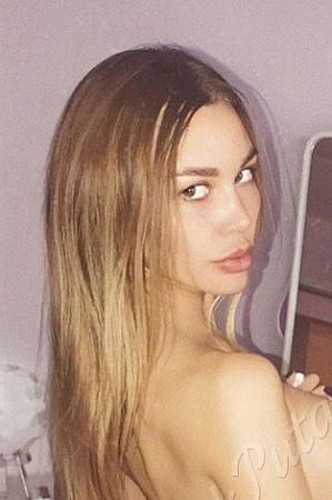 Карина, метро Дмитровская