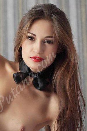 Лара, метро Рижская