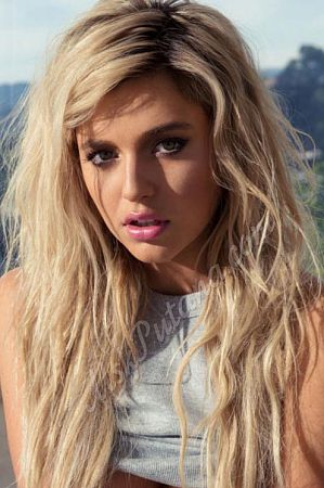 Карина, метро Нижегородская