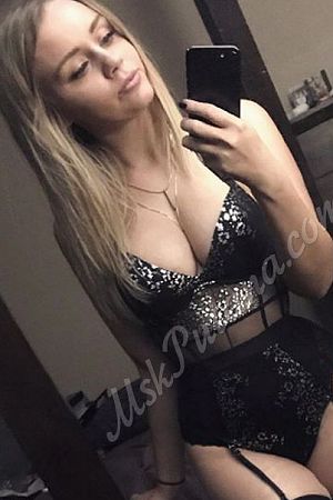 Ириша, метро Цветной бульвар