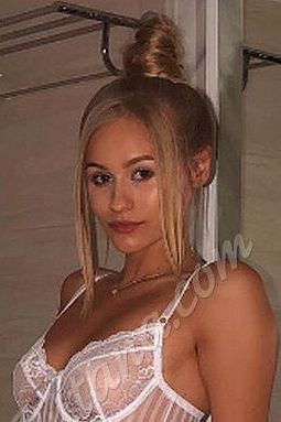 Маша, метро Савёловская