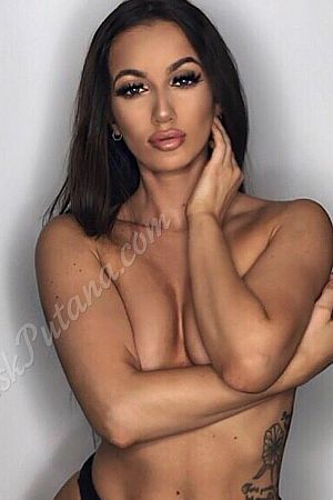 Эльвира, метро Пионерская