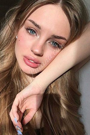 Яночка, метро Смоленская