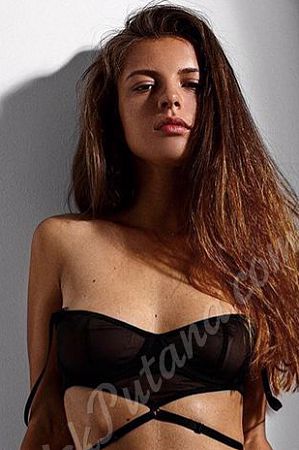 Камила, метро Библиотека имени Ленина