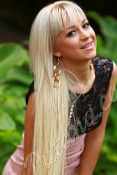 Аня, метро Александровский сад