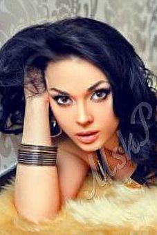 Камила, метро Арбатская