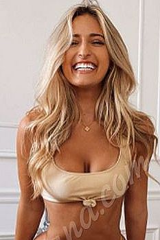 Аня, метро Пушкинская