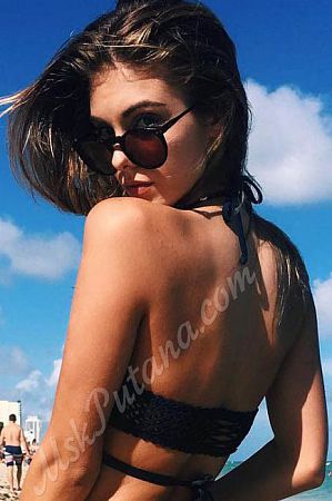 Аня, метро Митино