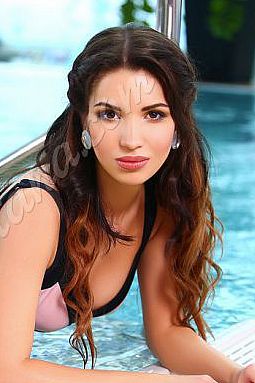 Камила, метро Севастопольская