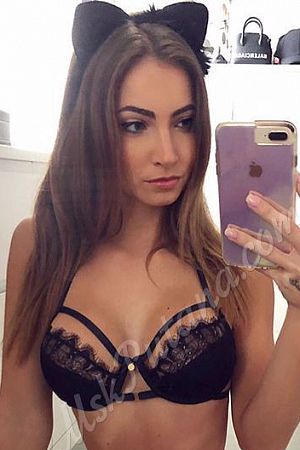 Мари, метро Фили