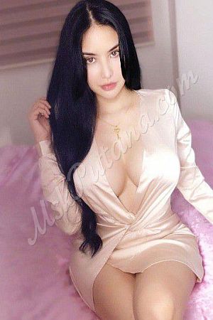 Кира, метро Третьяковская