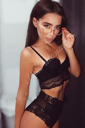 Алика, метро Академическая