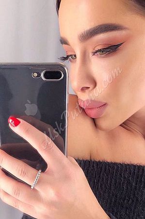 Ева, метро Каширская