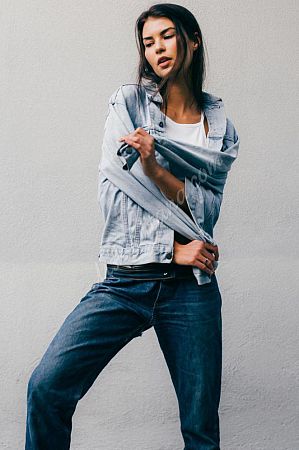 Кира, метро Крестьянская застава