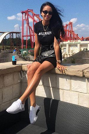 Анастасия, метро Шаболовская