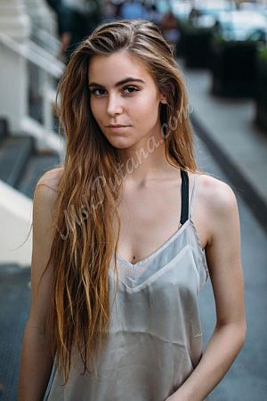 Рокси, метро Марксистская