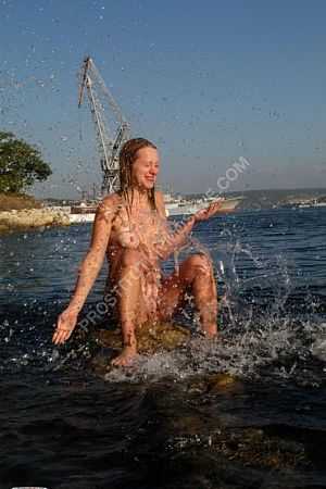 Полина, метро Аннино