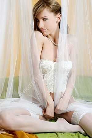 Кристина, метро Крылатское