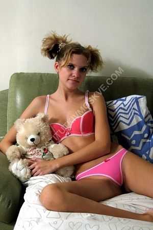 Юля, метро Третьяковская