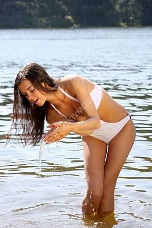 Настя, метро Рассказовка