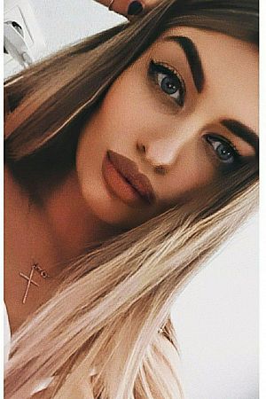 Анастасия, метро Маяковская