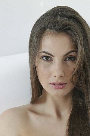 Ангелина, метро Арбатская