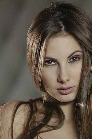 Полина, метро Киевская