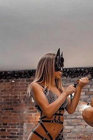 Ника, метро Академическая