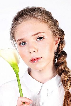 Анжелла, метро Бунинская аллея