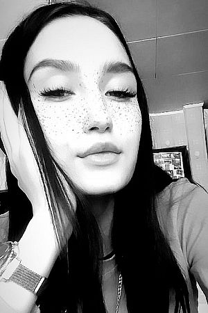 Анжелла, метро Фрунзенская