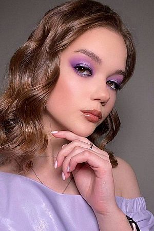 Анна, метро Черкизовская