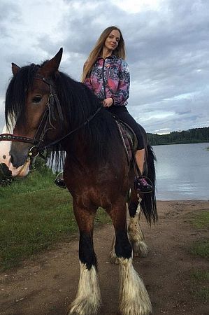 Маша, метро Орехово