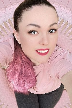 Маша, метро Цветной бульвар