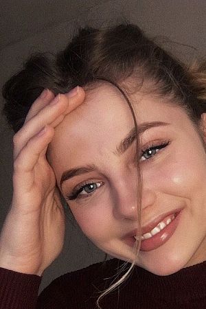 Катерина, метро Чкаловская