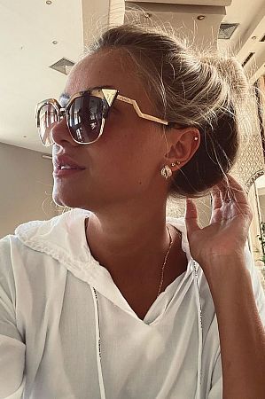 Лена, метро Славянский бульвар