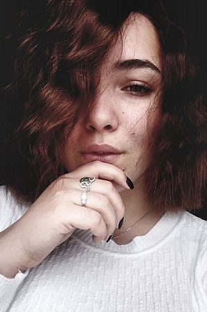 Анжелла, метро Улица Академика Янгеля