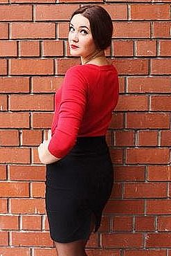 Анна, метро Чистые пруды