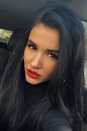 Анна, метро Озёрная