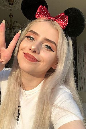 Катерина, метро Александровский сад