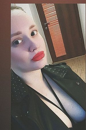 Анна, метро Маяковская