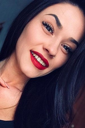 Лена, метро Ботанический сад